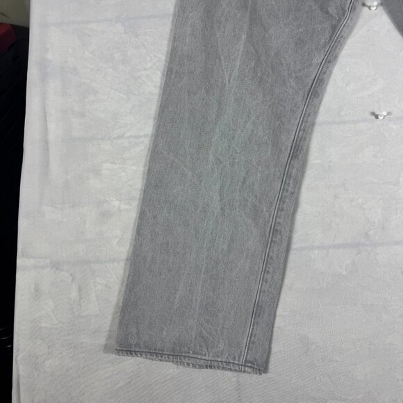 Levis 501 Mens Straight Leg Jeans Gray Button Fly 5-Pocket Outdoor Size 38x30 - Picture 9 of 16